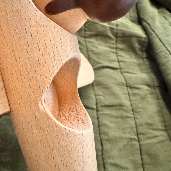 Authentic Gnezdo Wood Toy - Plane with 2 passengers - Picture 3 of 3